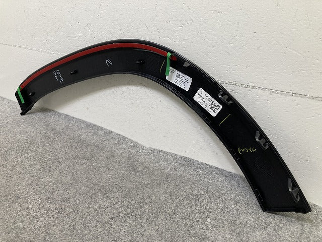 新品!GLB X247 純正 右 リア フェンダーアーチモール/オーバーフェンダー A 247 885 03 22 A2478850322 素地 メルセデスベンツ(150762)