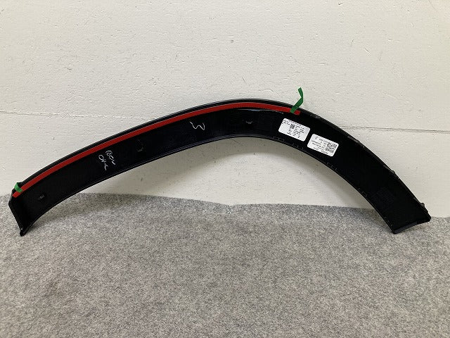 新品!GLB X247 純正 右 リア フェンダーアーチモール/オーバーフェンダー A 247 885 03 22 A2478850322 素地 メルセデスベンツ(150763)