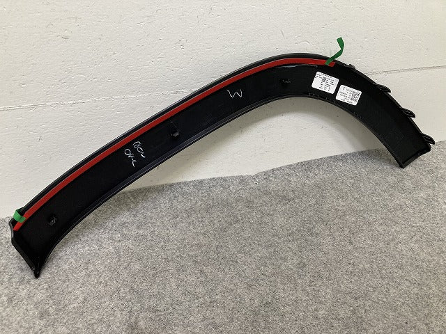 新品!GLB X247 純正 右 リア フェンダーアーチモール/オーバーフェンダー A 247 885 03 22 A2478850322 素地 メルセデスベンツ(150763)
