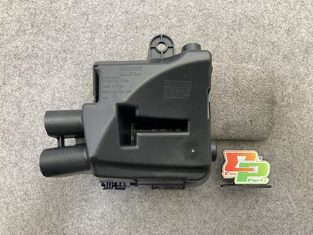 新品!ルーテシア RH5F 純正 エンジンルーム ヒューズボックス 下側ケース 2438 095 84R 24380-9584R 未塗装 ルノー(150771)