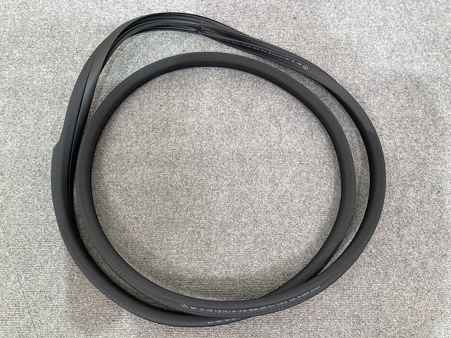新品!CLSクラス C257 純正 左 フロント ドア ウェザーストリップ A 257 692 21 00/22 00 A25769222009G44 メルセデスベンツ(150772)