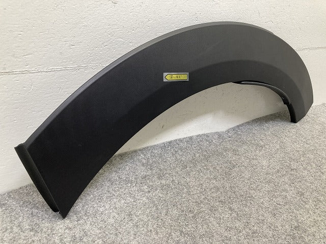 新品!ミニ 5ドア(F55) クーパーSD 純正 左 リア フェンダーアーチモール/オーバーフェンダー LH 5177 7 318 829 51777376881 MINI(150776)