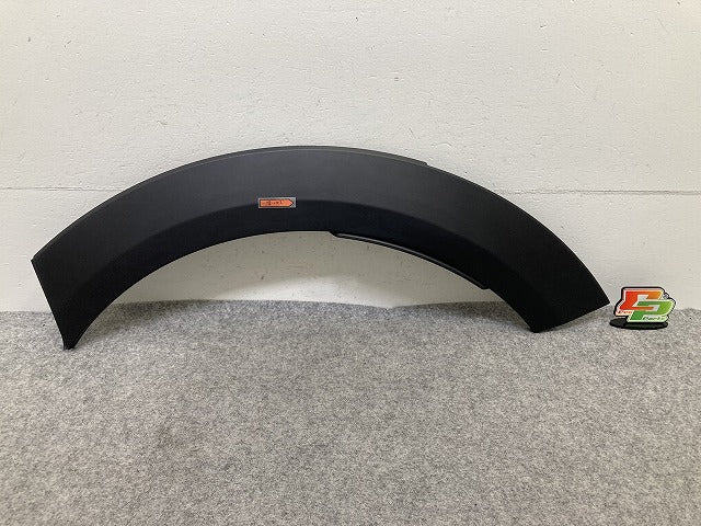 新品!ミニ 5ドア(F55) クーパーSD 純正 左 リア フェンダーアーチモール/オーバーフェンダー LH 5177 7 318 829 51777376881 MINI(150778)