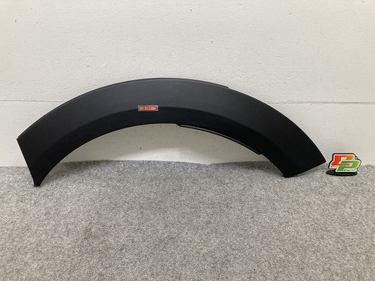新品!ミニ 5ドア(F55) クーパーSD 純正 左 リア フェンダーアーチモール/オーバーフェンダー LH 5177 7 318 829 51777376881 MINI(150778)
