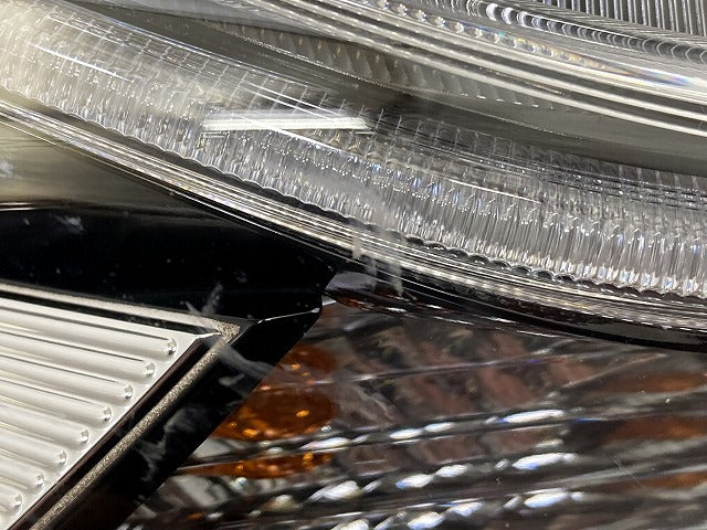 ジャンク!プリウスα/アルファ ZVW40W/ZVW41W 純正 後期 右 ヘッドライト/ランプ レベライザーLED 刻印S1 RH KOITO 47-65 トヨタ(150784)