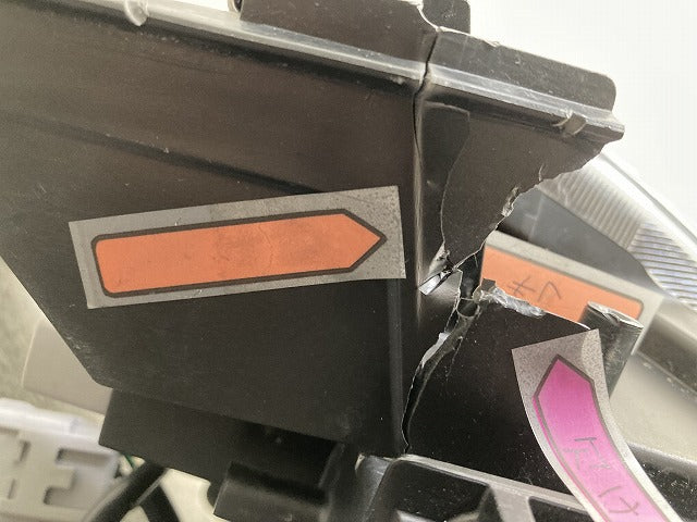 ジャンク!プリウスα/アルファ ZVW40W/ZVW41W 純正 後期 右 ヘッドライト/ランプ レベライザーLED 刻印S1 RH KOITO 47-65 トヨタ(150784)