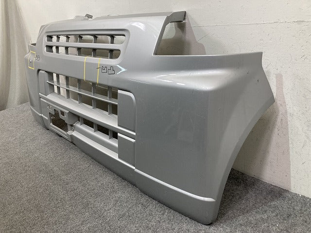 エブリィ バン/スクラム バン DA64V/DG64V 純正 フロント バンパー Fバンパー 7171-68H0 シルキーシルバーメタリック Z2S スズキ(150803)