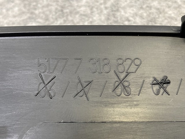 新品!ミニ 5ドア(F55) クーパー 純正 左 リア フェンダーアーチモール/オーバーフェンダー LH 5177 7 318 829 51777376881 MINI(150811)