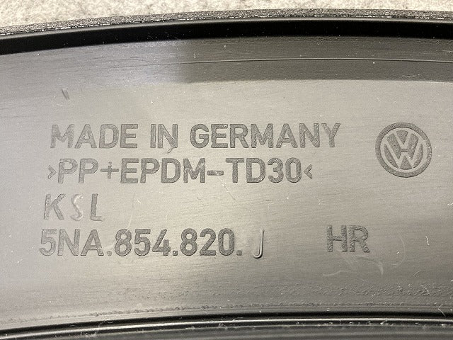 新品!ティグアン 5N系 純正 右 リア フェンダーアーチモール/オーバーフェンダー RH 5NA 854 820 J 5NA854820J9B9 素地(150823)