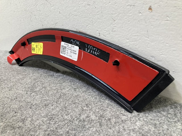 新品!GLB X247 純正 左 リア フェンダーアーチモール/オーバーフェンダー A2477309400 2477309400 素地 メルセデスベンツ(150828)