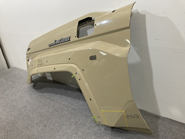 ランドクルーザー/ランクル GDJ76W 純正 左 フロント フェンダー LH 再販 ベージュ 4E9 トヨタ(150837)