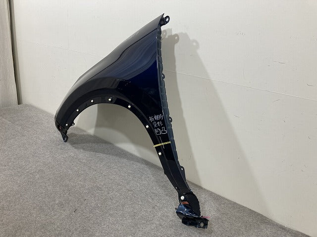 ライズ/ロッキー A200S/A210S/A200A/A210A/A202A 純正 左 フロント フェンダー LH レーザーブルークリスタルシャイン B82 トヨタ(150838)