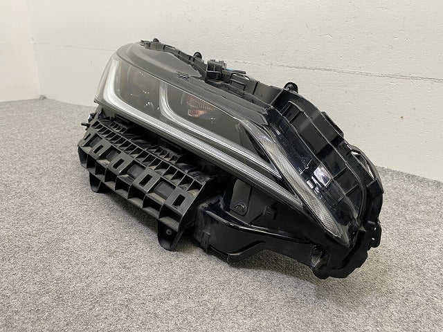 ハリアー 80系 MXUA80/MXUA85/AXUH80/AXUH85 純正 右 ヘッドライト/ランプ LED 刻印7H RH KOITO 48-233 トヨタ(150853)