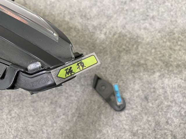 ハリアー 80系 MXUA80/MXUA85/AXUH80/AXUH85 純正 右 ヘッドライト/ランプ LED 刻印7H RH KOITO 48-233 トヨタ(150853)