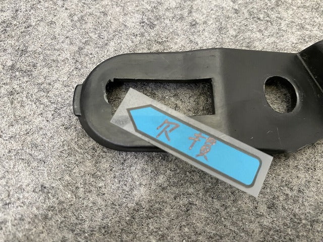 ハリアー 80系 MXUA80/MXUA85/AXUH80/AXUH85 純正 右 ヘッドライト/ランプ LED 刻印7H RH KOITO 48-233 トヨタ(150853)
