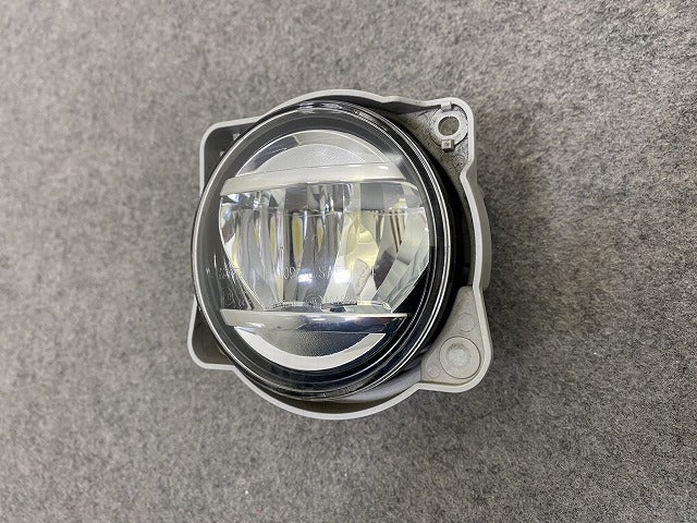 純正 左 フォグランプ/フォグライト LED LH KOITO 114-11092 81220-B1090 ダイハツ/トヨタ/ホンダ/スバル/スズキ 汎用(150854)