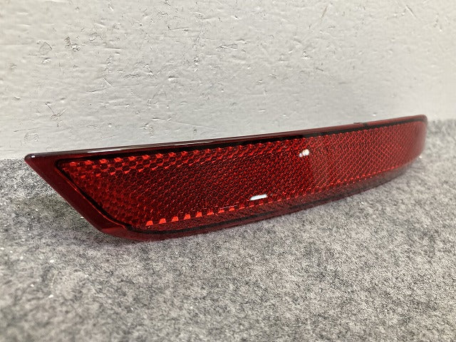 新品!ポロ/POLO 6R系 純正 右 リア バンパーリフレクター 反射板 RH 6C0945106B 6C0-945-106-B フォルクスワーゲン(150855)