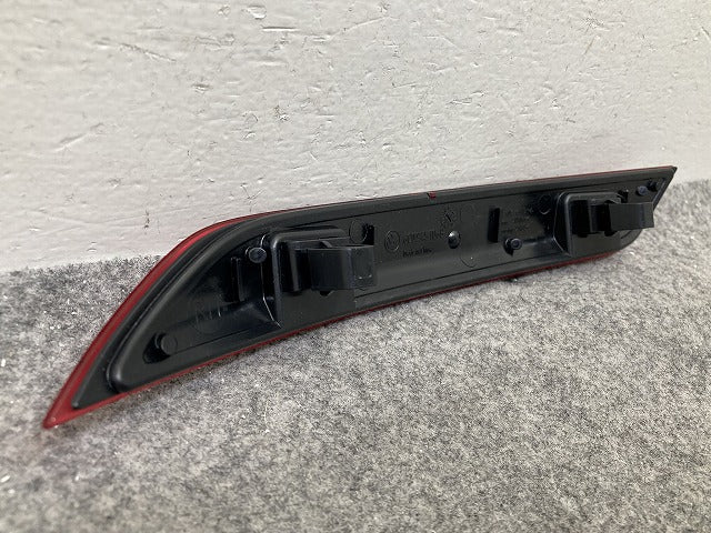 新品!ポロ/POLO 6R系 純正 右 リア バンパーリフレクター 反射板 RH 6C0945106B 6C0-945-106-B フォルクスワーゲン(150855)