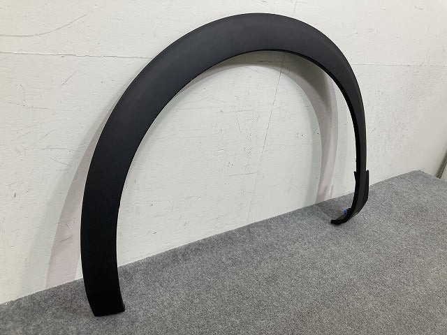 新品!3008 P84系 純正 左 フロント フェンダーアーチモール/オーバーフェンダー LH 9825288977 98252889XT 素地 プジョー(150857)