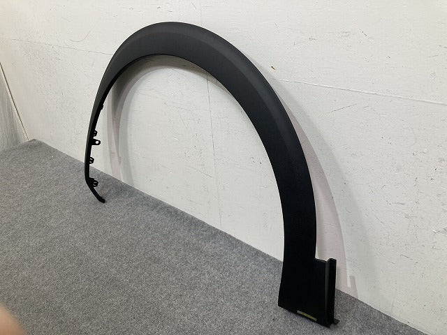 新品!3008 P84系 純正 左 フロント フェンダーアーチモール/オーバーフェンダー LH 9825288977 98252889XT 素地 プジョー(150857)