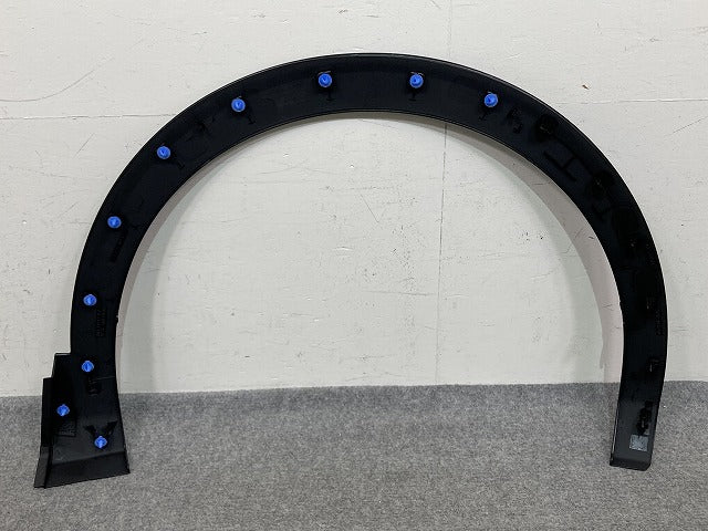 新品!3008 P84系 純正 左 フロント フェンダーアーチモール/オーバーフェンダー LH 9825288977 98252889XT 素地 プジョー(150857)
