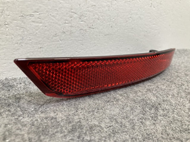 新品!ポロ/POLO 6R系 純正 右 リア バンパーリフレクター 反射板 RH 6C0945106B 6C0-945-106-B フォルクスワーゲン(150859)