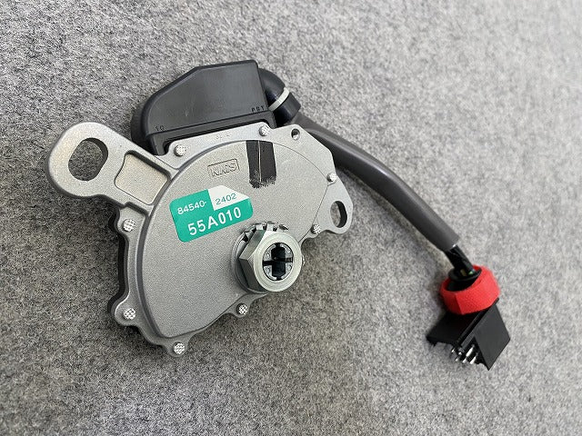 新品!V70/XC70/C70/S80 純正 AT インヒビタースイッチ PNPスイッチ シフトポジション 84540-55A010 V 9495007 ボルボ(150866)