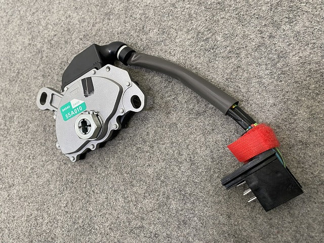 新品!V70/XC70/C70/S80 純正 AT インヒビタースイッチ PNPスイッチ シフトポジション 84540-55A010 V 9495007 ボルボ(150866)