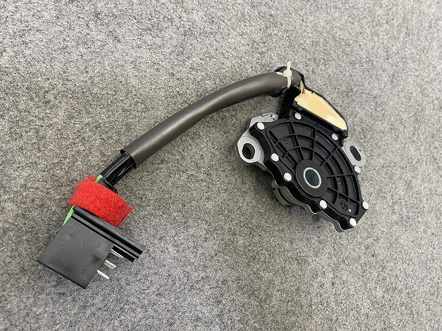 新品!V70/XC70/C70/S80 純正 AT インヒビタースイッチ PNPスイッチ シフトポジション 84540-55A010 V 9495007 ボルボ(150866)