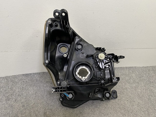 スペーシア MK32S/MK42S 純正 左 ヘッドライト/ランプ レベライザーハロゲン 刻印N0 LH ICHIKOH 1870 スズキ(150868)