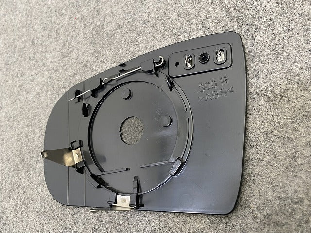 新品!Cクラス W203 W211 社外 右 ドアミラー レンズ RH BBR Automotive 0018013585 メルセデスベンツ(150872)