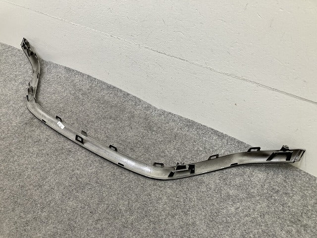 新品!キャプチャー HJ/HJBH5H/HJBH4MH 純正 フロント グリルモール/ラジエーターグリルモール 620785509R ブラック ルノー(150878)