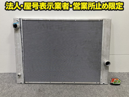 新品!5シリーズ E60/E61 社外 ラジエター 冷却装置 ラジエーター NISSENS 6076101 BMW(150880)