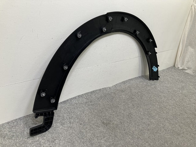 新品!F55/F56/F57 クーパー 純正 左 フロント フェンダーアーチモール/オーバーフェンダー 5177 7 300 819 51777300819 素地 MINI(150882)