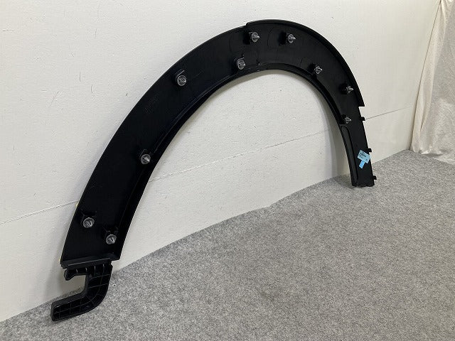 新品!F55/F56/F57 クーパー 純正 左 フロント フェンダーアーチモール/オーバーフェンダー 5177 7 300 819 51777300819 素地 MINI(150884)