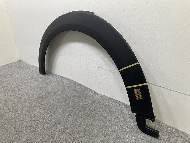 新品!F55/F56/F57 クーパー 純正 左 フロント フェンダーアーチモール/オーバーフェンダー 5177 7 300 819 51777300819 素地 MINI(150885)