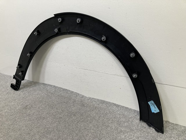 新品!F55/F56/F57 クーパー 純正 左 フロント フェンダーアーチモール/オーバーフェンダー 5177 7 300 819 51777300819 素地 MINI(150889)