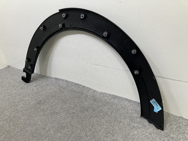 新品!F55/F56/F57 クーパー 純正 左 フロント フェンダーアーチモール/オーバーフェンダー 5177 7 300 819 51777300819 素地 MINI(150892)