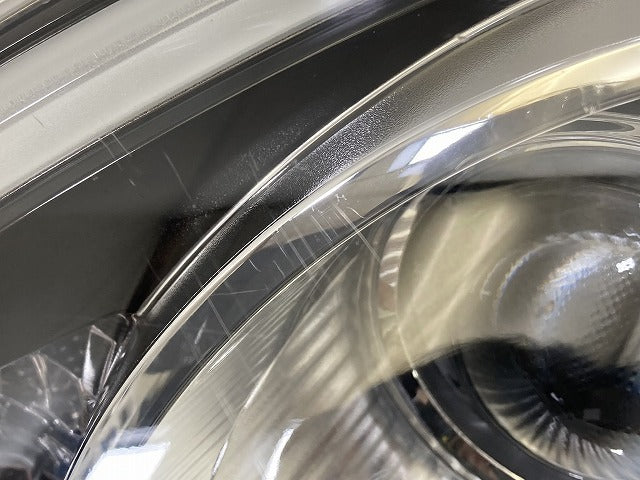 パッソ モーダ M700A/M710A 純正 左 ヘッドライト/ランプ レベライザーLED LH KOITO 100-69028 トヨタ(150930)
