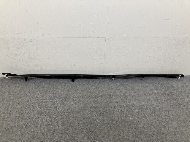 新品!プリウス 60系/ZVW6#/MXWH61# 純正 右 サイドステップ/サイドスカート モデリスタ 75850-ZW600/MSD44-47001/2 ブラック 218(150940)