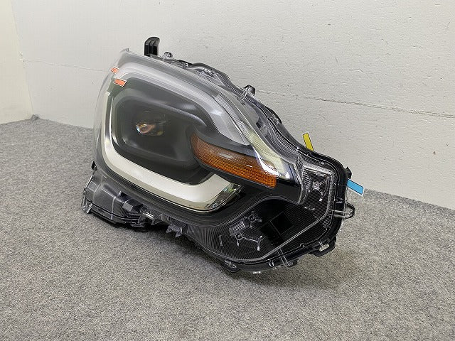 ジャンク!シエンタ MXPC10G/MXPL10G/MXPL15G 純正 右 ヘッドライト/ランプ LED 刻印S1 RH KOITO 52-340 トヨタ(150941)