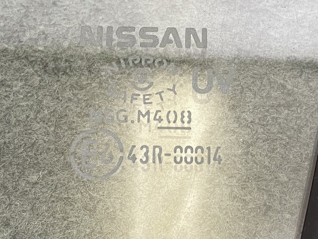 オーラ/AURA FE13/FSNE13 純正 左 フロント Aピラー ガラス 43R-00014 日産(150946)