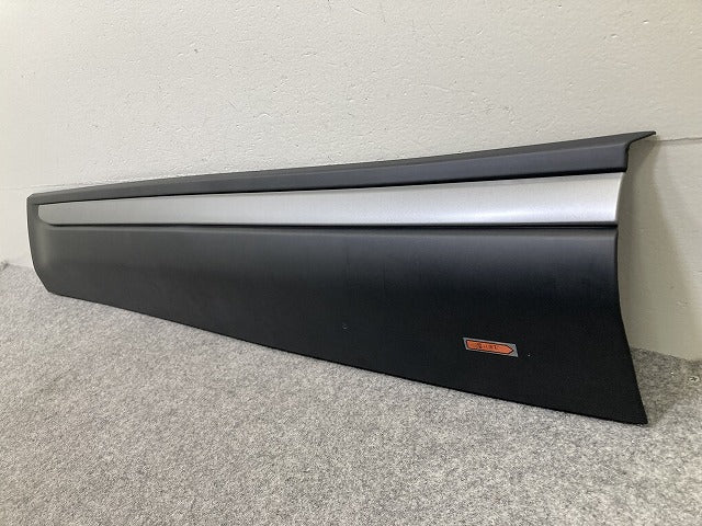 新品!レンジローバー/イヴォーク L538 純正 左 フロント ドア モール/ロアモール LH BJ32-21065 LR080342 素地 ランドローバー(150952)