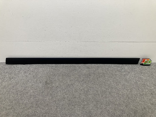 新品!A3 8P系 純正 フロント ドア モール/ロアモール RH 8P4.853.960.E 8P4853960EGRU ブラック ソリッド アウディ(150955)