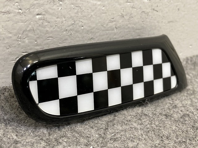 新品!F55/F56/F57 クーパー 純正 右 サイドスカットル トリム フェンダーバッジ 14275410/2410460 ブラック ソリッド MINI(150978)
