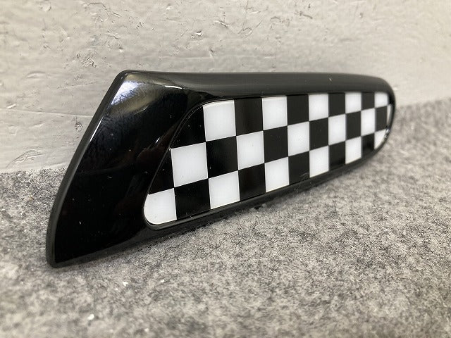 新品!F55/F56/F57 クーパー 純正 左 サイドスカットル トリム フェンダーバッジ 14275410/2410461 ブラック ソリッド MINI(150979)