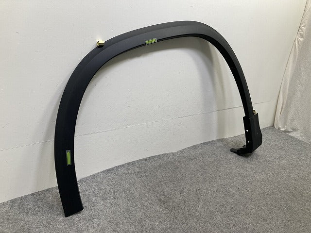 新品!GLAクラス H247/AMG 純正 左 フロント フェンダーアーチモール/オーバーフェンダー A247 880 67 04 2478806704 メルセデス(150982)