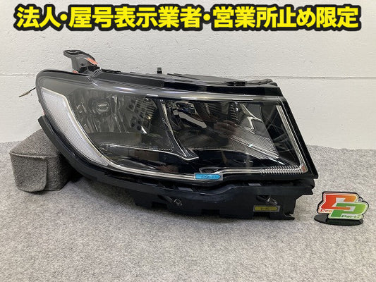 ジープコンパス M624 純正 右 ヘッドライト/ランプ レベライザーハロゲン RH AL Automotive Lighting F214124300C007 クライスラー(150988)
