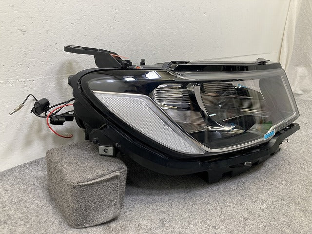 ジープコンパス M624 純正 右 ヘッドライト/ランプ レベライザーハロゲン RH AL Automotive Lighting F214124300C007 クライスラー(150988)