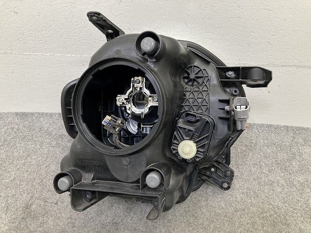 ハスラー MR31S/MR41S 純正 左 ヘッドライト/ランプ レベライザーキセノン HID ICHIKOH 1874 35320-65P15 スズキ(150997)